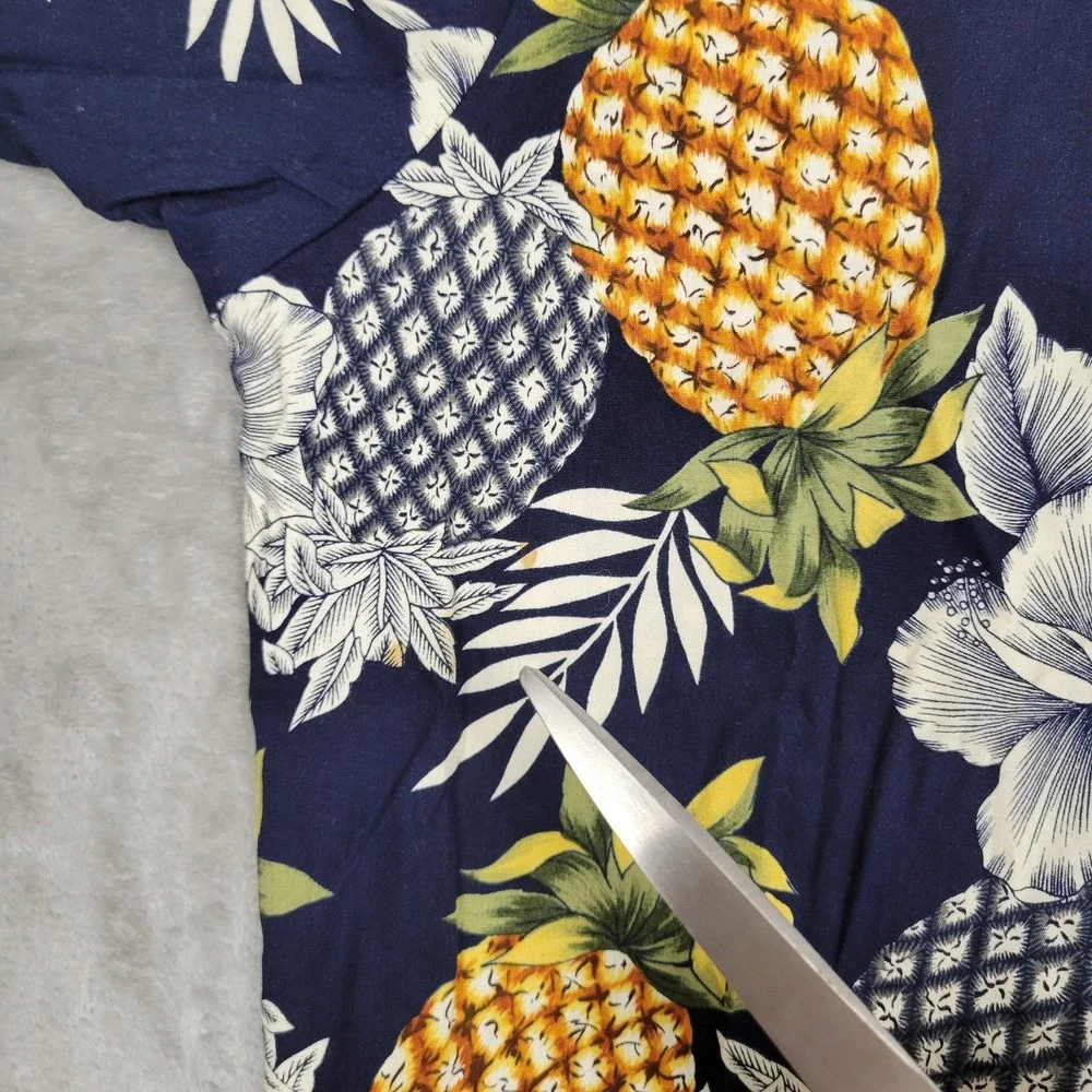Tori Richard Mens L Hawaiian Tropical Floral Pineapple Print Short Sleeve Shirt